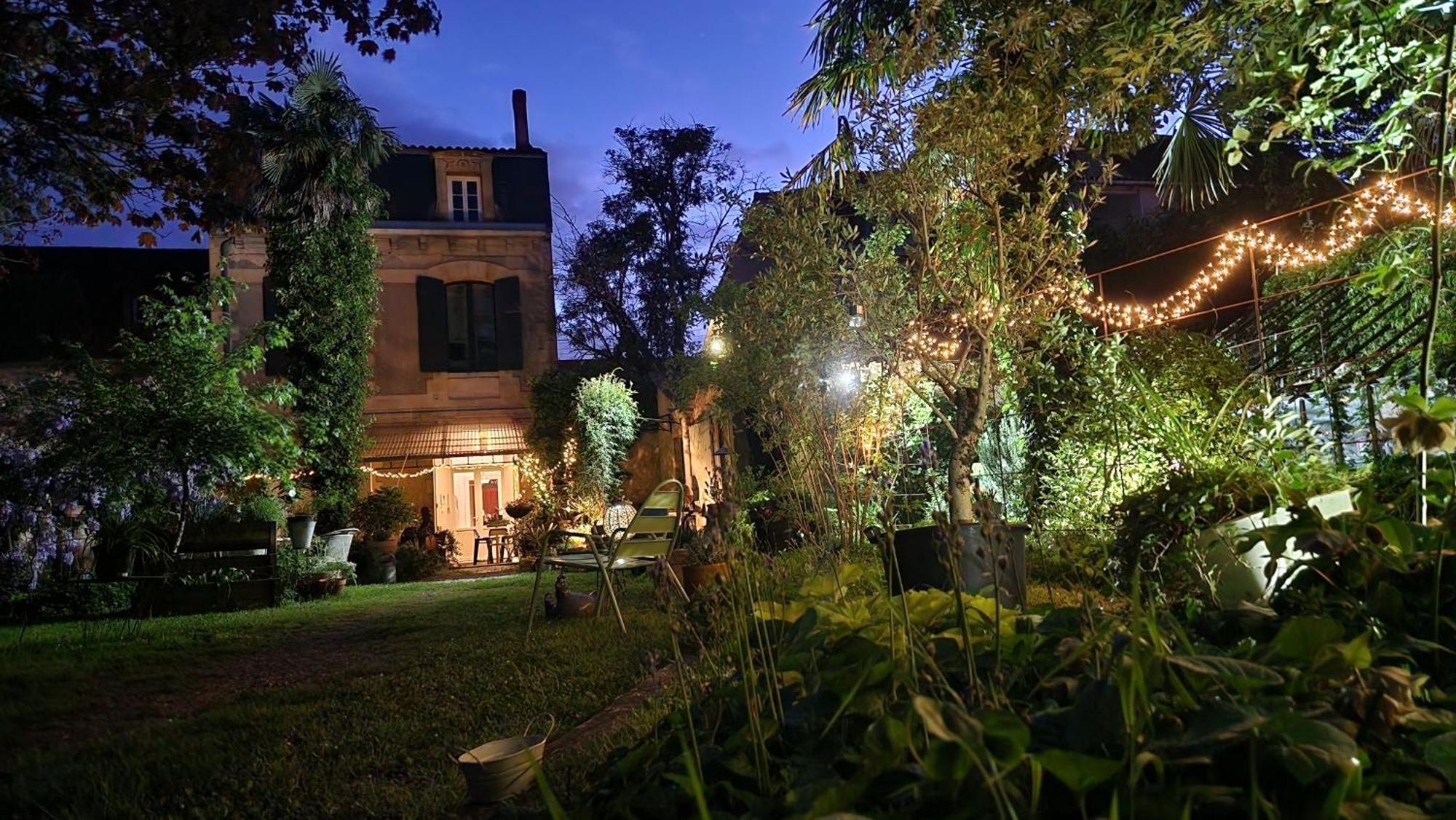 Madeleine Bergerac Bed & Breakfast Exterior photo